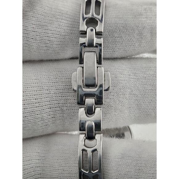 Solar Citizen EcoDrive Ladies Mother Of Pearl Dial Watch Crystal Bezel Mint Runs - Picture 9 of 16